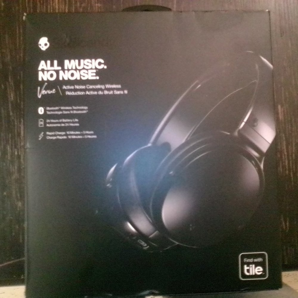 Skullcandy Venue Over-Ear Active Noise-Canceling Bluetooth Headphones